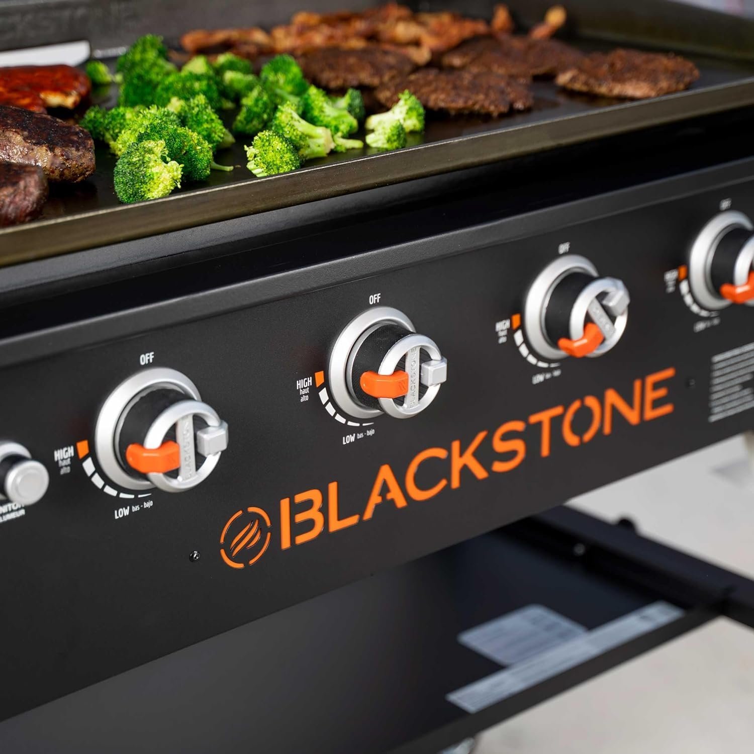 Blackstone 36” Griddle with Hood & Four Burners Review