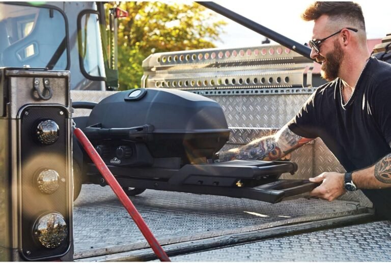 Napoleon PHANTOM TravelQ Gas Grill Review